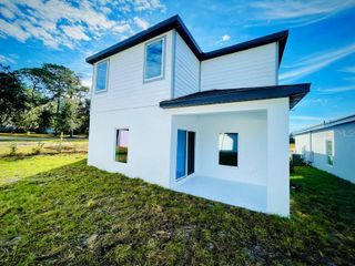 New construction Single-Family house 13466 Leaping Water Way, Astatula, FL 34705 - image