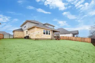 New construction Single-Family house 708 Great Lawn Bnd, Liberty Hill, TX 78642 plan Parmer - image