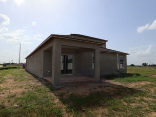 New construction Single-Family house 11810 Phillipos St, Dade City, FL 33525 plan Elmhurst Bonus - image