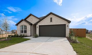 New construction Single-Family house 2103 Spring Holw, Baytown, TX 77521 - image