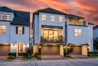 New construction Single-Family house 1004 Lamelia Ln, Houston, TX 77008 - image