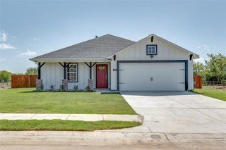New construction Single-Family house 605 Finlee Wy, Tioga, TX 76271 plan The Sparrow - image