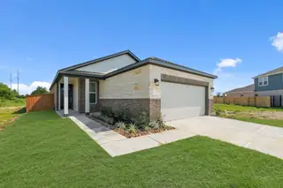 New construction Single-Family house 400 Long Branch Dr, Dayton, TX 77535 plan Fresno - image
