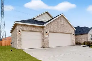 New construction Single-Family house 2107 Spring Hollow Dr, Baytown, TX 77521 - image