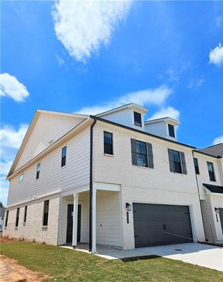 New construction Townhouse house 1291 Farmers Lp, Unit 10, Austell, GA 30106 - image