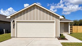 New construction Single-Family house 622 Soosi Ln, Corpus Christi, TX 78418 plan Barton - image