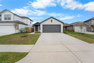 New construction Single-Family house 1783 Blue Whale Dr, Crosby, TX 77532 plan Pinehollow - image