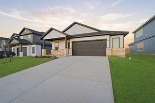 New construction Single-Family house 204 Quail Convey Dr, Jarrell, TX 76537 plan Pedernales - image