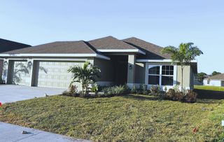 New construction Single-Family house 5594 Lugo St, Fort Pierce, FL 34951 plan 1820 - image