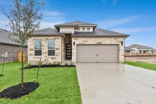 New construction  house 565 Darley Oak Dr, Dripping Springs, TX 78620 plan Highland - Capital Series - image