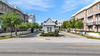 New construction Single-Family house 2620 Lake Kolbe Ln, Houston, TX 77080 - image