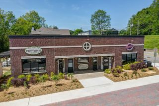 New construction Single-Family house 5621 Ernest Wy, Flowery Branch, GA 30542 - image