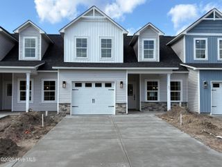 New construction Single-Family house 451 Timbercrest Cir Se, Bolivia, NC 28422 plan 1807 Townhome - image