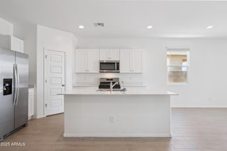New construction Single-Family house 22108 N Dawn View Dr, Maricopa, AZ 85139 plan Hayden - image