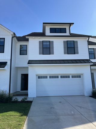 New construction Single-Family house 304 Colmar Wy B, Greenville, NC 27858 plan The Ryleigh - image