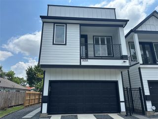 New construction Townhouse house 906A W 21St St, Houston, TX 77018 - image