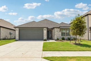 New construction Single-Family house 201 Fairlawn Dr, McKinney, TX 75071 plan Heisman - image
