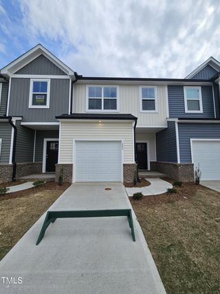 New construction Townhouse house 1351 Bessie Ct, Wake Forest, NC 27587 - image