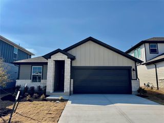New construction Single-Family house 132 Holmby Dr, Hutto, TX 78634 plan The Callaghan (830) - image