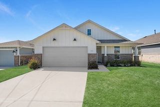 New construction  house 106 County Rd 51030, Cleveland, TX 77327 plan Cypress - image