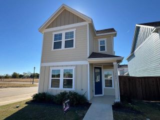New construction Single-Family house 1401 Avocado Ln, Gainesville, TX 76240 - image