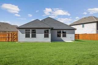 New construction Single-Family house 932 Pebble Wend Dr, Lavon, TX 75166 plan Sabrina | Elevon - image