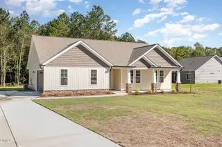 New construction Single-Family house 602 Tuscany Cir, Princeton, NC 27569 - image