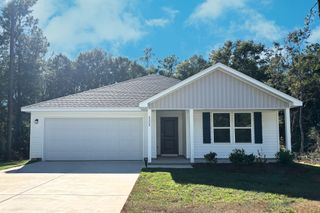New construction Single-Family house 6008 Hidden Knoll Ct, Crestview, FL 32539 plan Roanoke - image