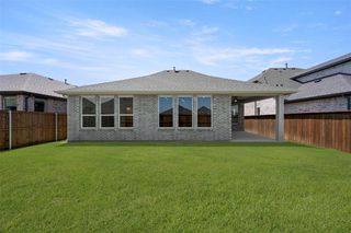 New construction Single-Family house 2220 Oak Branch Trl, Midlothian, TX 76065 plan Lillian - image