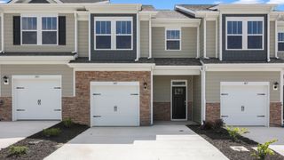 New construction Townhouse house 46 Creekview Rd, Hendersonville, NC 28792 plan Lansing - image