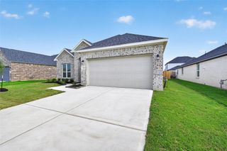 New construction Single-Family house 2123 Spring Hollow Dr, Baytown, TX 77521 - image