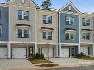 New construction Townhouse house 3132 Butler Hill Dr, Matthews, NC 28105 - image