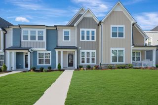 New construction Townhouse house 3123 Cathedral Comb Dr, Apex, NC 27502 plan Birchwood - image