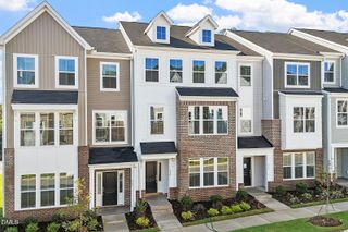 New construction Townhouse house 339 Chesapeake Commons St, Unit 108, Garner, NC 27529 - image