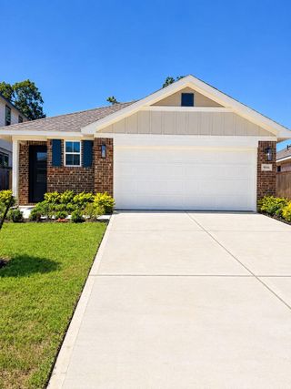 New construction Single-Family house 9316 Hard Rock Rd, Conroe, TX 77303 - image