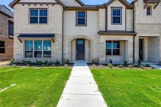New construction Townhouse house 815 Homeplace Cir, Mansfield, TX 76063 plan Alpine - image