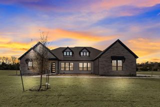 New construction  house 1030 Julian Dr, Van Alstyne, TX 75495 plan Foxglove - image