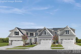 New construction Townhouse house 11134 Emerson Landing Dr, Charlotte, NC 28216 - image