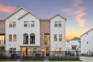 New construction Single-Family house 3057 Hicks St, Houston, TX 77007 - image