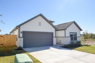 New construction Single-Family house 115 Ayres Horn, Cedar Creek, TX 78612 plan Young - image