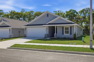 New construction Single-Family house 16822 Nw 178Th Ter, Alachua, FL 32615 plan 1635- B - image