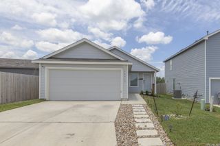 New construction house 14319 Enfield Fls, San Antonio, TX 78245 plan Kitson - image