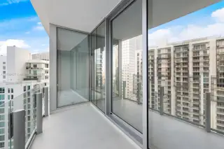 New construction Condo house 300 Biscayne Blvd Wy, Unit 3909w, Miami, FL 33131 - image