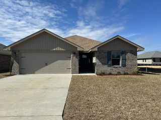 New construction  house 181 Ridgeway Cir, Crestview, FL 32536 plan Plan 1530 - image