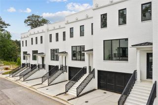 New construction Townhouse house 3667 Peachtree Road Ne, Unit 14, Atlanta, GA 30319 - photo