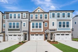 New construction Townhouse house 10019 Secluded Garden Dr, Unit #165, Apex, NC 27523 - image