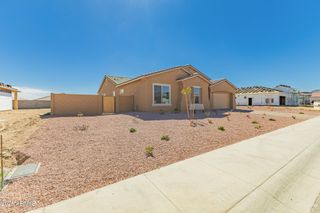 New construction Single-Family house 19935 W Mulberry Dr, Buckeye, AZ 85396 plan Granada - image