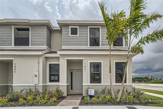 New construction Townhouse house 482 Ne 12 Street, Florida City, FL 33034 Roby- photo