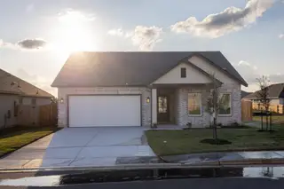 New construction Single-Family house 3732 Canby Oak Blf, Seguin, TX 78155 plan Ford - image