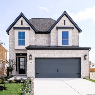New construction Single-Family house 712 Athabaska Trl, New Braunfels, TX 78130 plan 2585W - image